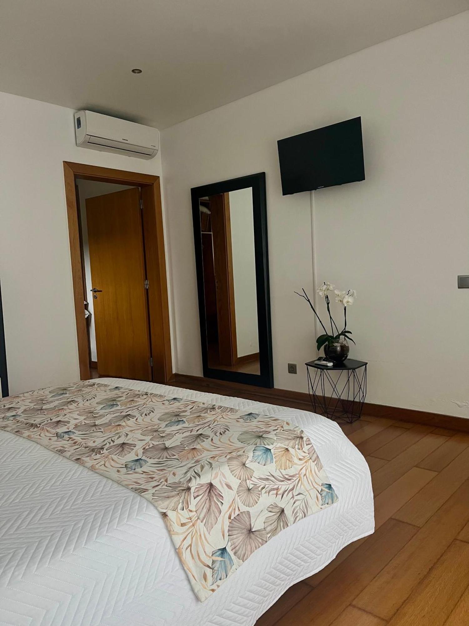 Crystal House Apartment Angra do Heroismo Exterior photo